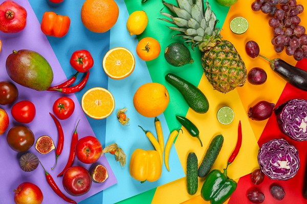 O impacto das cores dos alimentos na saciedade